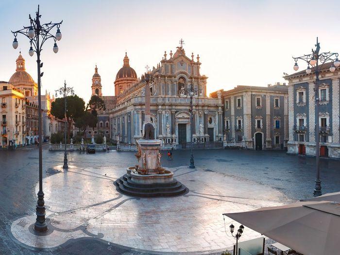 SAPIO Catania circumetnea train market torrone fish